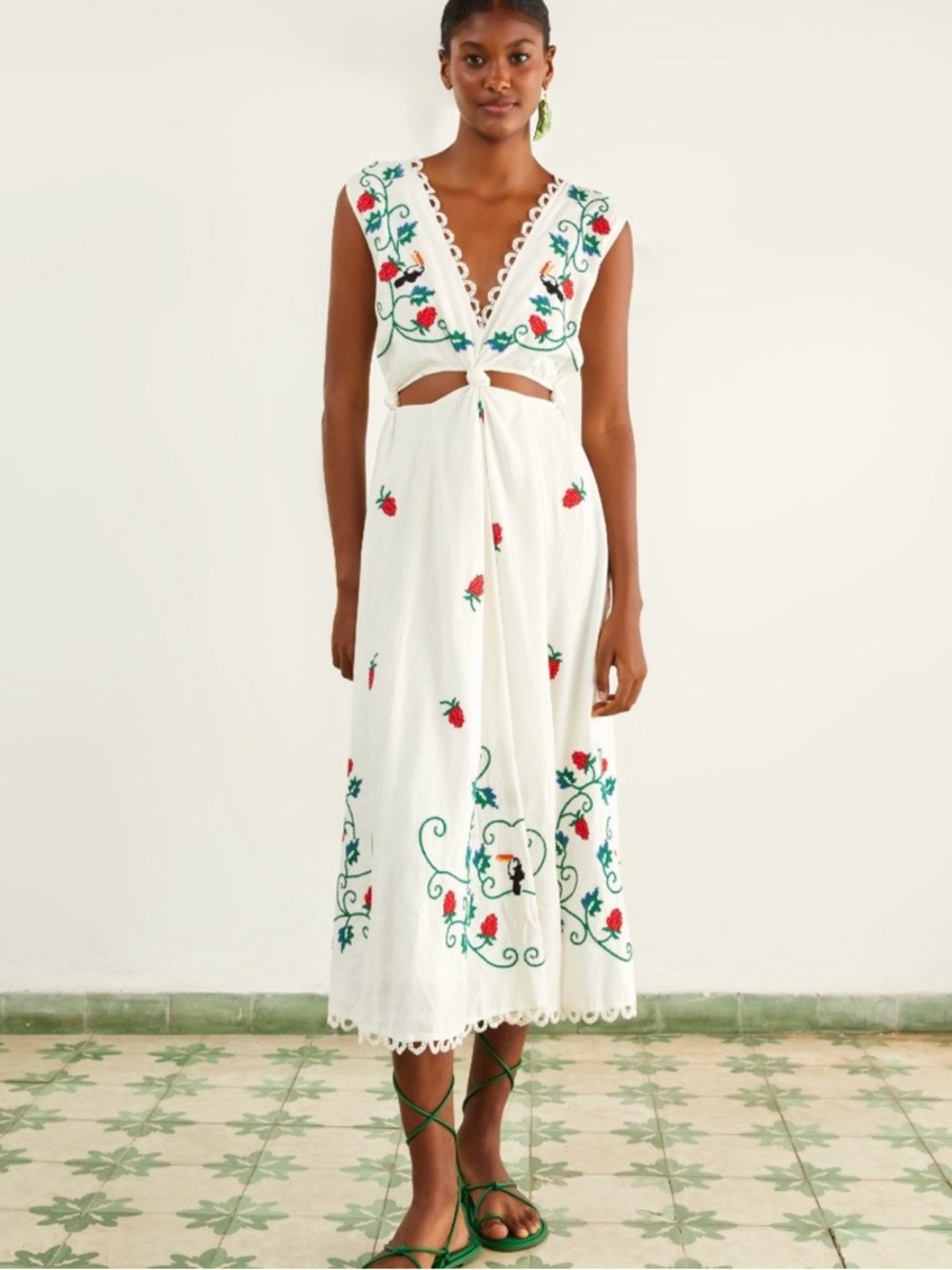 White Farm Rio Colorful Cross Stitch Toucan Embroidered Cut-Out Midi Dress Sm